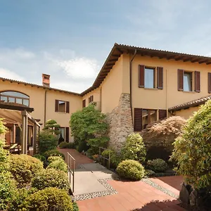 ** Hotel La Corte Di Lurago Italy