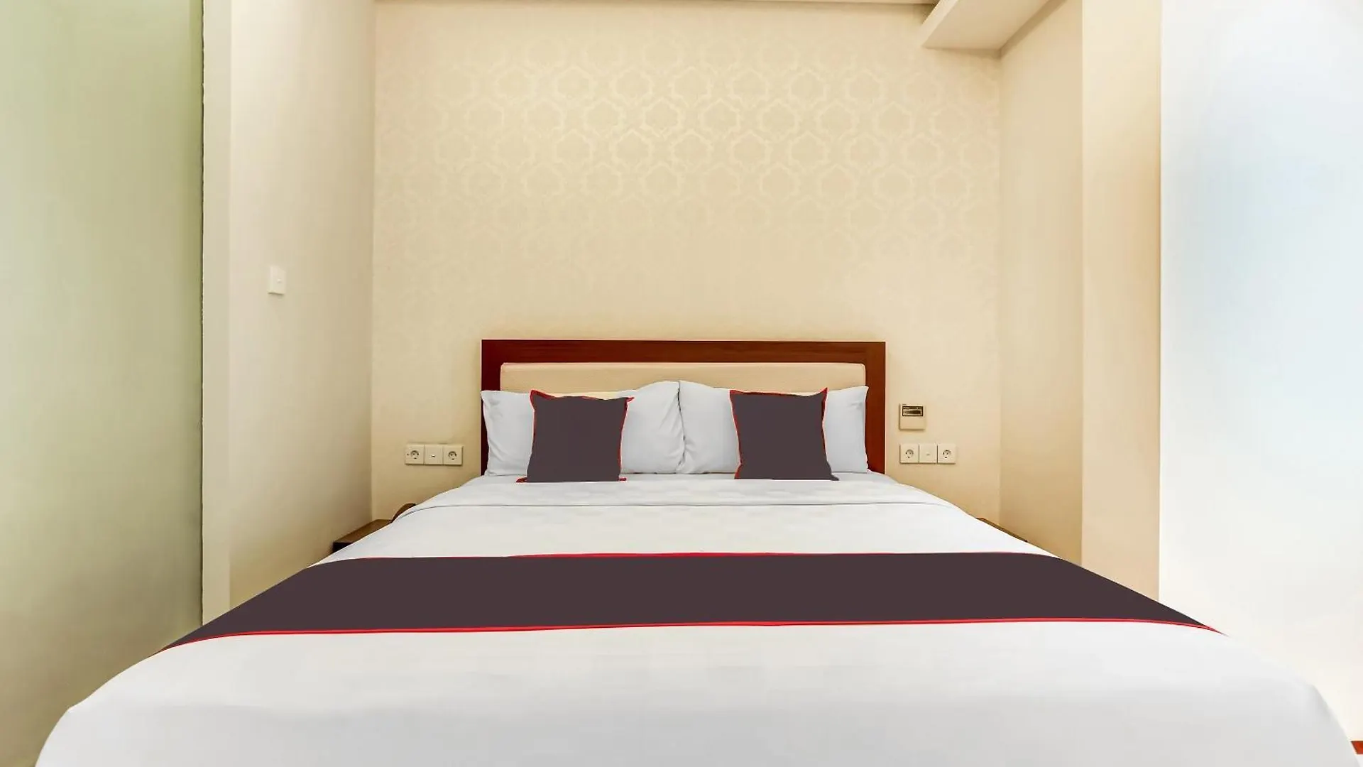 Collection O Legian Near Pantai Kuta Formerly Premium Legian 4*, Legian (Bali)