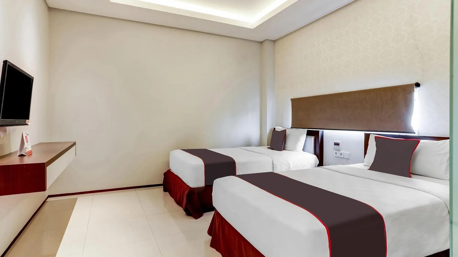 Collection O Legian Near Pantai Kuta Formerly Premium Legian Hotel